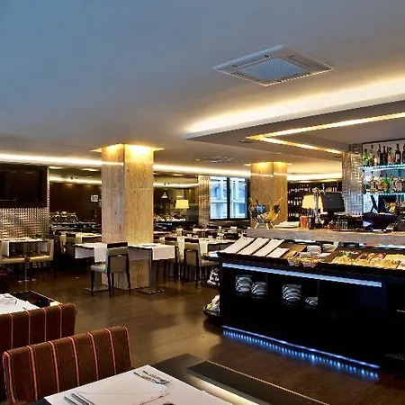 Ξενοδοχείο Turim Av. Liberdade 4*