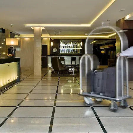 Turim Av. Liberdade Hotel 4*